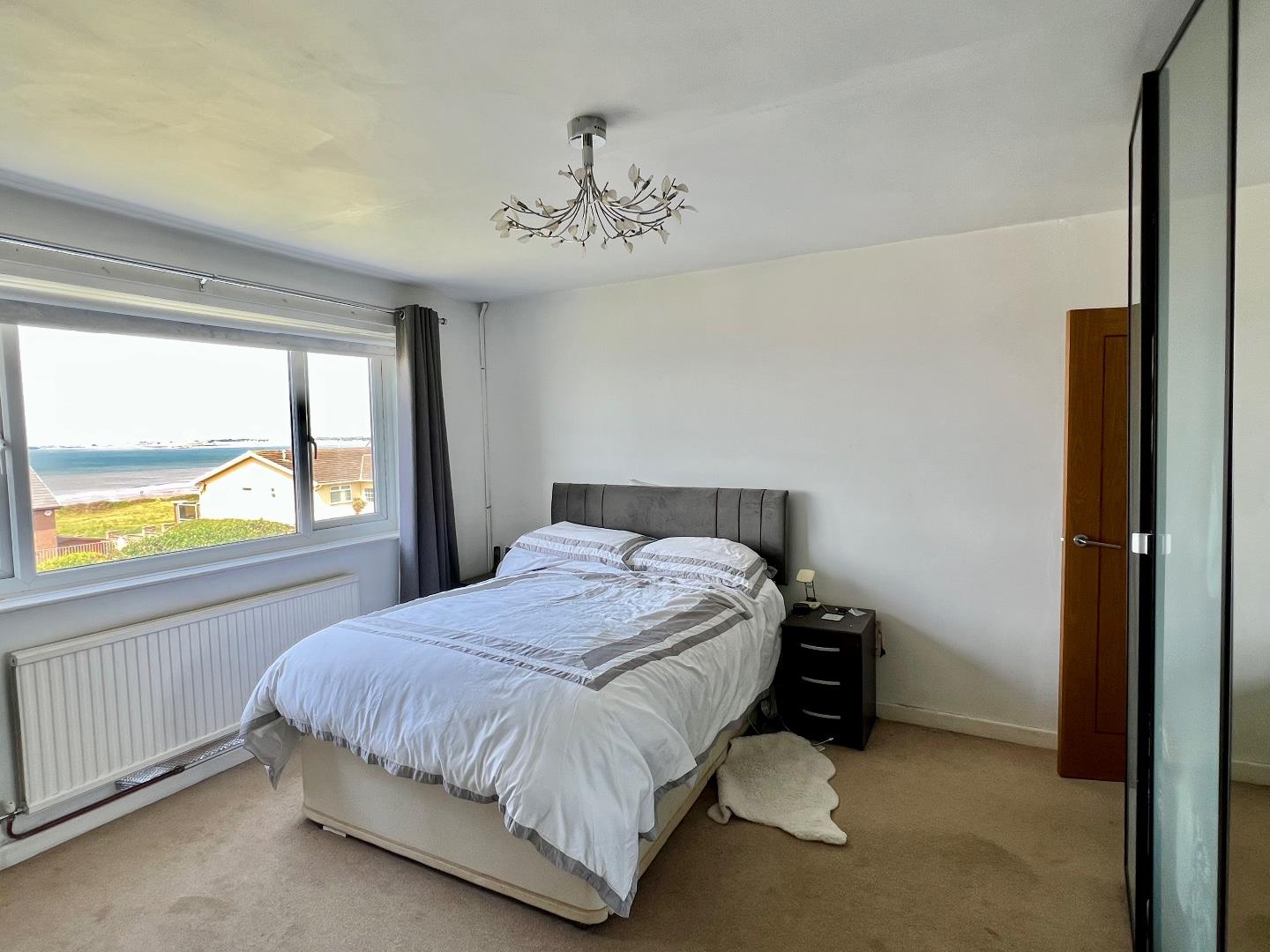 Marine Drive, Ogmore-By-Sea, Vale of Glamorgan, CF32 0PJ
